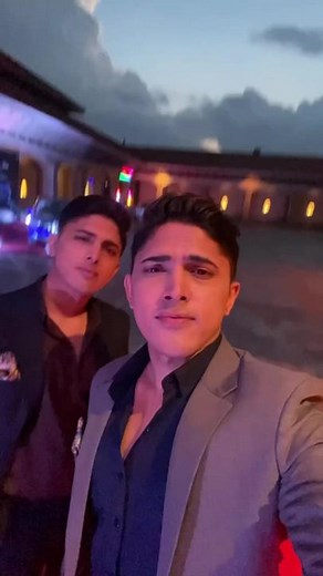 Come with us to TGIF Fashion Week 2022🇳🇵#dahaltwins #amaramrit #tgifnepalfashionweek