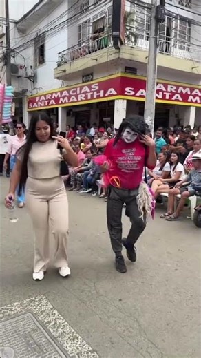 WOW enjoy in public anfuun amazing Short wow #wowthatscrazy #lifeisbutadream #wowway