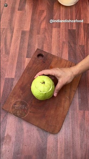 Try this Delicious Guava recipe 👌 #food #dessert #indiandishesfood #ytshorts