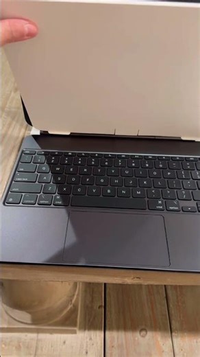 iPad Magic Keyboard for the M5 IPad Pro #tech #apple #applekeyboard