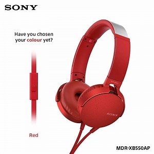 The MDR-XB550AP comes in 4 different colours to choose from – red, green, blue, black. Know more: http://bit.ly/2vaczx5 | Sony India