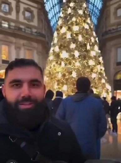 17K views · 526 reactions | Des musulmans se mettent à chanter des...