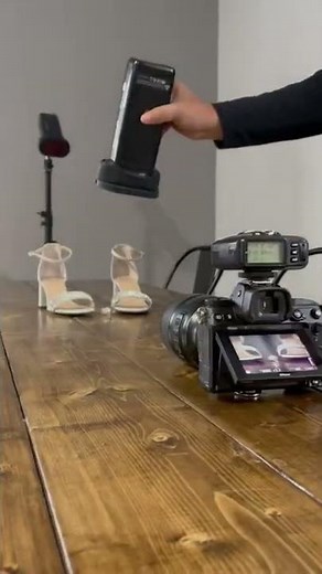 Creative ring shots using 2 Flashpoint ad200 w/ MagMod modifiers #photography #photographytutorial