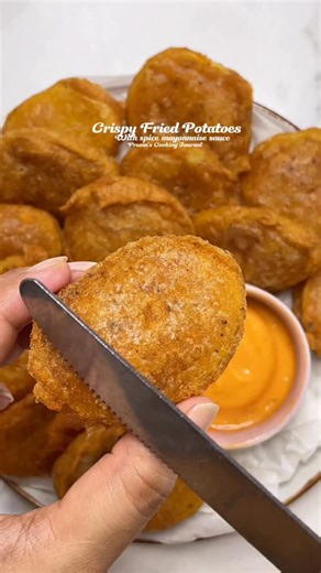 Prema's Cooking Journal on Instagram: "The CRISPIEST fried potatoes recipe Ingredients: 3 medium potatoes (cut into fries/chips shape) ½ cup besan (gram flour) 2 tbsp cornflour ¼ tsp baking soda ½ tsp salt (or to taste) ½ tsp black pepper 1 tsp red chilli powder ½ tsp garlic powder ½ tsp chaat masala Water (as needed for batter) Oil (for deep frying) Instructions: Prepare Potatoes: Peel and cut potatoes into fries shape. Soak in water for 15 minutes (removes excess starch, makes them crispier). 