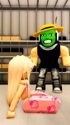 Bacon transformed into the mask and save her 😁 #roblox