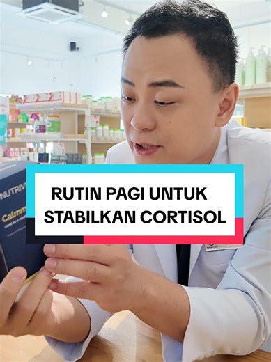 Nak turunkan cortisol (stress hormone) waktu pagi tanpa bergantung pada kopi? Cuba reset badan dengan 5 rutin pagi ni 🌅 ☀️ 1. Sunlight Exposure (5–10 minit) Cahaya matahari pagi bantu reset body clock dan signal pada otak bahawa hari sudah bermula. Ini membantu ritma hormon jadi lebih stabil. 🌬 2. Deep Breathing (4-7-8 technique) Tarik nafas 4 saat → tahan 7 saat → hembus 8 saat. Teknik ini bantu aktifkan sistem saraf parasympathetic supaya badan lebih tenang. 🥚 3. High Protein Breakfast (tan