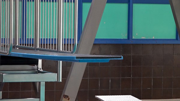 Stadtbad Drolshagen: Schließen oder sanieren? Bürger entscheiden!