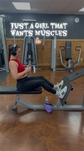 #muscles #musclesinthemaking #girlmusclesrock #gymtime💪🏼💪🏼💪🏼 #workout
