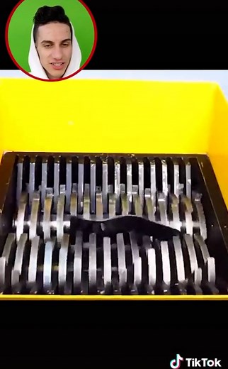 How to fix your pc when it crashes! #moosecraft #react #food #experiment #comedy #everydayscience #reaction