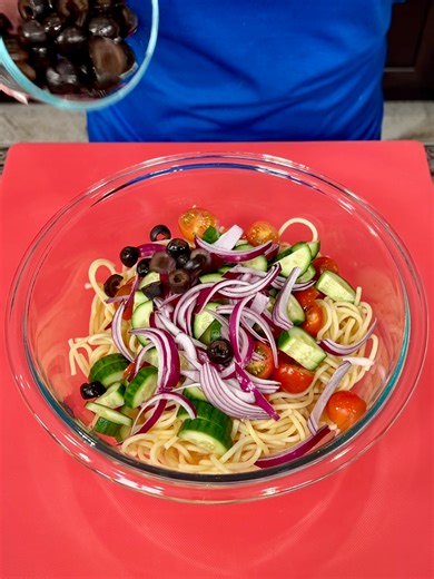 Easy Spaghetti Salad Recipe with Zesty Italian Dressing