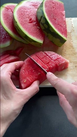 🍉4-Zutaten-Wassermelonen-Salat #rezept #wassermelone #sommer #grillen #wassermelonensalat #karussell