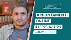 APPUNTAMENTI ONLINE: 5 ERRORI DA NON FARE SE USI APP PER CONOSCERE PERSONE Appuntamenti online, app di dating, rapporti virtuali. Questa è la normalità oggi, la tecnologia può aiutarti a trovare la persona giusta per te, ma ci sono alcuni elementi a cui stare attenti. In questo video ho raccolto i 5 errori da non fare se usi app per conoscere persone: 1) Errore #1: chattare troppo a lungo e incontrarsi troppo tardi. Incontratevi il prima possibile. Usate l’app per darvi la possibilità di incontr