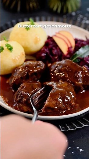 Butterzart geschmorte Schweinebäckchen!