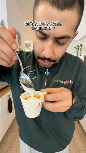 How to make a Macchiato? (tutorial) #coffee #macchiato #barista