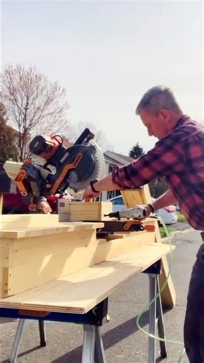 DIY tips: How to use a miter saw as a work bench