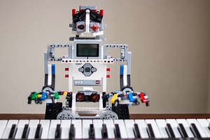 Real Musicians Evaluate Music Made by Artificial Intelligence