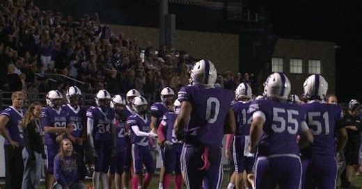 Onalaska Football shuts out Tomah to cap off Homecoming
