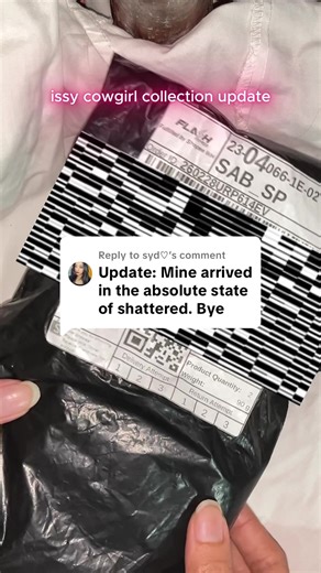 Replying to @syd♡ idk just expand your physical stores if this is the packaging i get for the amount i pay hay #issy Issy cowgirl collection