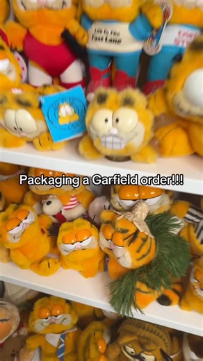 Garfieldoverlord on Instagram: "I'm selling more garfields on my Mercari! #garfield #collection"