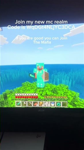 Join my realm code is WqDGt4NLjYC3DCA #minecraft #realm