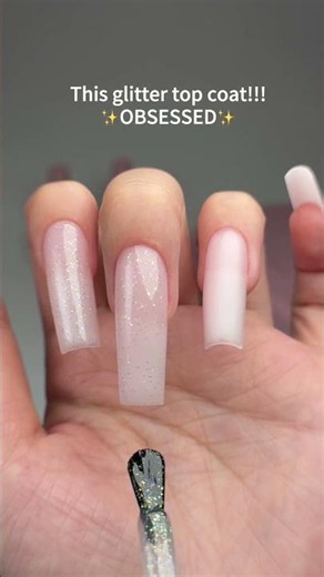 This glitter top coat!!!✨OBSESSED✨