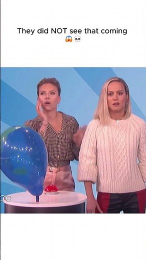 Scarlett Johansson & Brie Larson Freak Out 😂💀