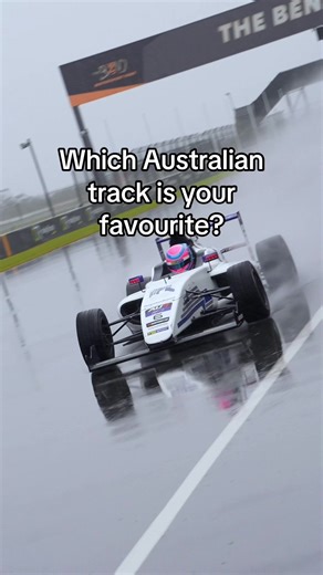 Top Motorsport Tracks in Australia: Share Your Favorite!