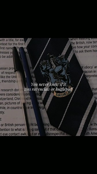 You never know if it was ravenclaw or hufflepuff #hufflepuff #ravenclaw #hogwartshouses #hogwart #harrypotter