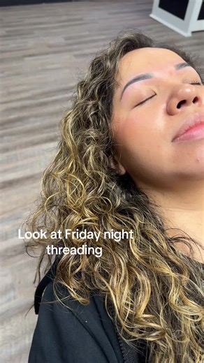 Perfecting Your Eyebrow Shaping with Threading