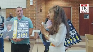 Franklin High School Class of 2023 Seniors pick up their graduation lawn signs, purchased by the district. Graduation Day /Project Graduation: Wed. June 23 | The Franklin Reporter & Advocate