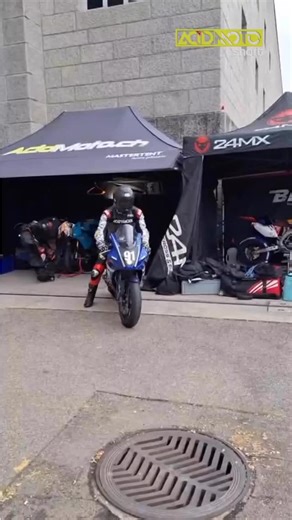 🏁 Course de Côte de Verbois 2025 – C’est parti pour le week-end ! Les premiers passages s’enchaînent dans la montée, les moteurs se réveillent et la piste prend vie. L’ambiance est déjà là, entre 🏁 Course de Côte de Verbois 2025 – C’est parti pour le week-end ! Les premiers passages s’enchaînent dans la montée, les moteurs se réveillent et la piste prend vie. L’ambiance est déjà là, entre brouillard matinal, odeur d’essence et trajectoires millimétrées (ou pas). Pour moi, c'est une redécouvert