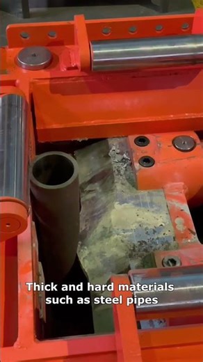 Pile Cutter Blade Shearing Demonstration #constructionequipment