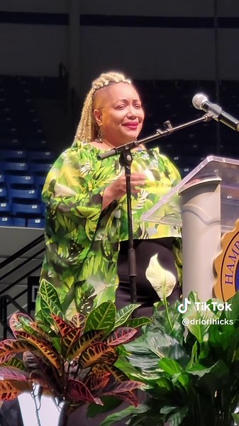 A snippet from the @huministersconf Whalum Recital. Blessed to share my arrangement of “Round about de mountain”. Thank you to @iamjpmcgee for his FLAWLESS rendering after only one rehearsal!🙌🏽 and thank you to @dexteryltaylor for capturing this for me and to @oscarworldwide and @therealdrlisa for your commitment to the excellence of Wendell Whalum!! #humc2025 #spirituals #blacksacredmusic I own the rights to this music!😆