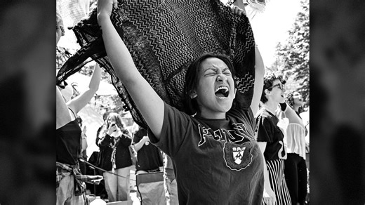 In protesting for Palestine, Eliana Atienza takes inspiration from family