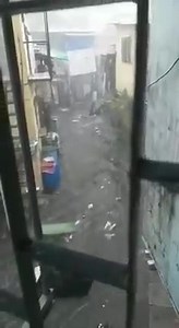 SCENES FROM MUMBAI STREETS😱 EFFECTS OF CYCLONE TAUKTAE | Weather Updates Karachi