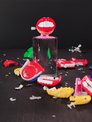 I DESTROYED MY MUM'S FAVOURITE TOY... 😭 I took my mum's favourite chattering teeth and put them under the 255kg force smasher. 🔨✨ The Mosaic View splatter was insane—gears everywhere! ⚙️💥 #SquishNSplatter #satisfyingvideo #ASMRCrushing #chatteringteeth #destruction #asmr# #MosaicView