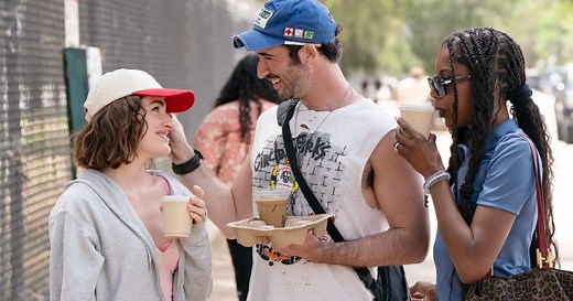 19 Must-Watch HBO Max Sitcoms on Right Now (November 2025): ‘I Love LA’ and More