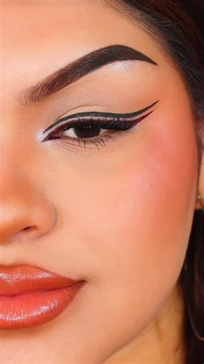 Double eyeliner tutorial #makeuptips #eyelinertutorial #softglamlook #trendingshorts