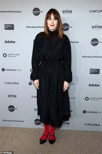 Breakfast Club star Molly Ringwald, 57, looks youthful, see her now - NewsBreak