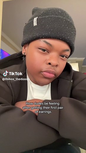 🫦 #relatable#earrings#rizz#thibosthedon