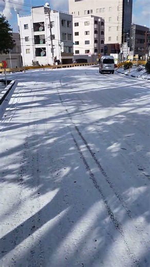 山口県 周南市 雪道をロードバイクで走る