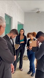 17 reactions · 17 shares | It's amazing sometimes we don't know who is behind an expensive outfit | Chata | Facebook