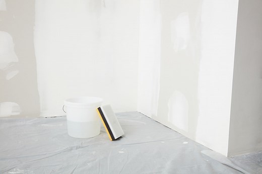 How to Wet-Sand Drywall to Avoid Dust