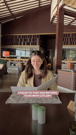 Etiquette That Has NOTHING To Do With Cutlery 🍽️❌