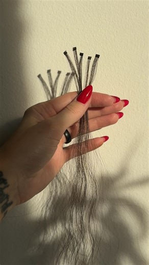 Chicago Keratin Extensions + Hair Colorist || Marissa Bielak on Instagram: "Removal is where extension work quietly proves its quality. Keratin bond extensions are meant to be removed easily. When bonds are sized correctly, placed intentionally, and installed with the right keratin, removal is controlled, gentle, and predictable. This process doesn’t rely on force. It relies on precision. The keratin is softened, the bond releases cleanly, and your natural hair remains intact. No cutting, no pan