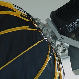 2.1K views · 29 reactions |  New Arrival – Ulanzi Falcam World’s First Motorized Remote Control Lighting System A Turning Point in Light Control ✅ Film, light, and stabilize like a pro – no crew needed ✅ 4 preset scene memories ✅ Control via wired/wireless remote or app ✅ Foldable & Air-transport Ready  Early Bird Exclusive: Save 20% before April 17  Get yours now!  | Ulanzi | Facebook