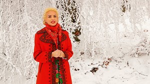 🔔 Mihaela Sultan - Sărbători cu bucurie 🔔 [ oficial video 2023 ] NOU 2023 🔔 Colind | Mihaela Sultan