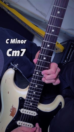 Clean tone joy! 🎸 Jam track guitar TAB for this guitar solo out today. Also - I’ve created the best course I ever made. Enrollment for my new 4-week program ‘Blues Solo Breakthrough’ opens Monday. Details at Quistorama.com/courses 🎸 Have a great weekend! #guitar #guitarist #bluesguitar #bluesguitarist #guitarlessons
