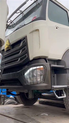 #Tractor #DumpTruck #HeavyTruck #MiningEquipment