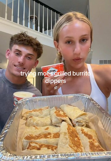 Moe's Grilled Burrito Dippers Review — Mukbang Taste Test